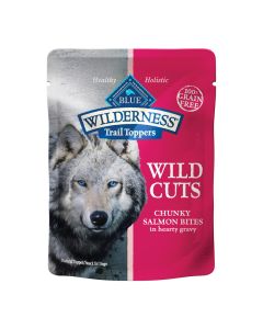 Blue Buffalo Blue Wilderness Wild Cuts Trail Toppers Chunky Salmon Bites in Hearty Gravy 3 oz